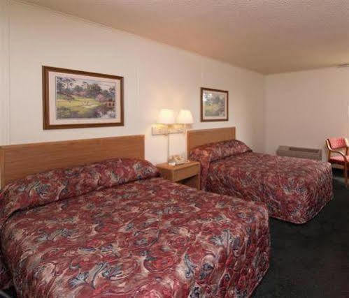 Motel 6 Columbia - University Of South Carolina Exterior photo