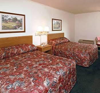 Motel 6 Columbia - University Of South Carolina Exterior photo